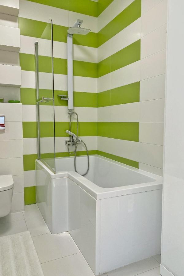 Capital Towers - Apartament Pop-Art Z Widokiem Na Rzeke Rzeszów Exterior foto